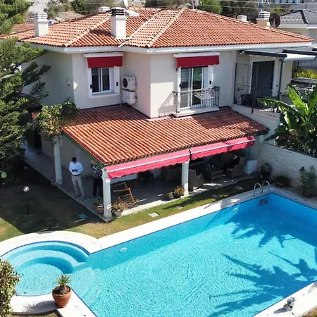 فيلة Luxury In - Ilica Çeşme
